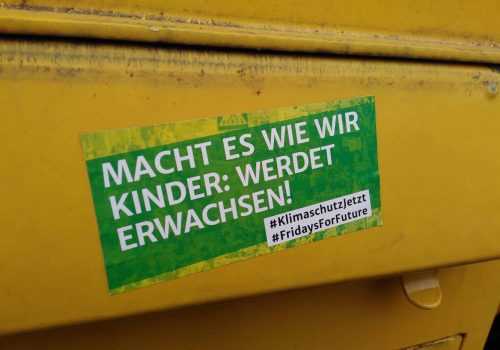 fridays-for-future-_ginstergelb