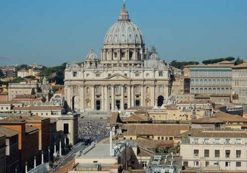 st-peters-basilica-2677061_640